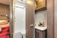 Four Seasons C-Large - Bathroom