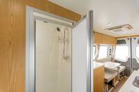 Apollo Euro Tourer - Shower