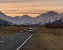 Caravans & Motorhomes