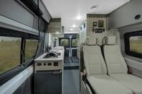 Road Bear Class B (21') - Interior