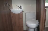Bailey Phoenix 640 - Bathroom