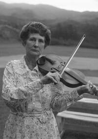 Samantha Bumgarner [Public Domain via US Library of Congress]