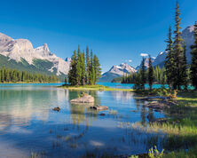Great Parks and Lakes of Western Canada