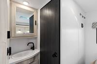 Road Bear Class B (23-25’) SVC- Bathroom