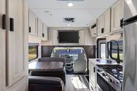 Road Bear Class B (23-25’) SVC- Front facing view